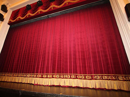 Антрактно-раздвижной занавес в Алматы